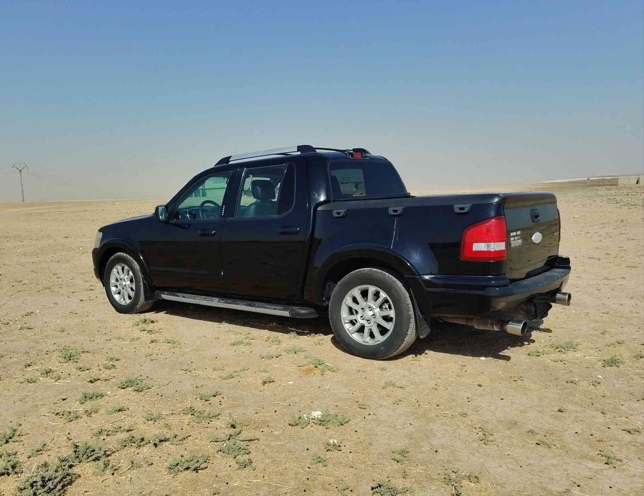 فورد اكسبلور بيكم موديل 2008 رقم دهوك شرط التحويل غرامات شرط
محرك 8 سلندر حجم 4600 كير توماتيك.. بيها رش قطع اوربي... سياره فول مواصفات فتحه سقف تحكم استيرن كشن كهربائي.. تبريد لمس.. دفع رباعي.. كشنات جلد..
صدر امامي وخلفي جديد طخم تاير جديد سياره جاهزه ومابيها اي نقص
السعر 110 وبيها مجال
***********
***********
