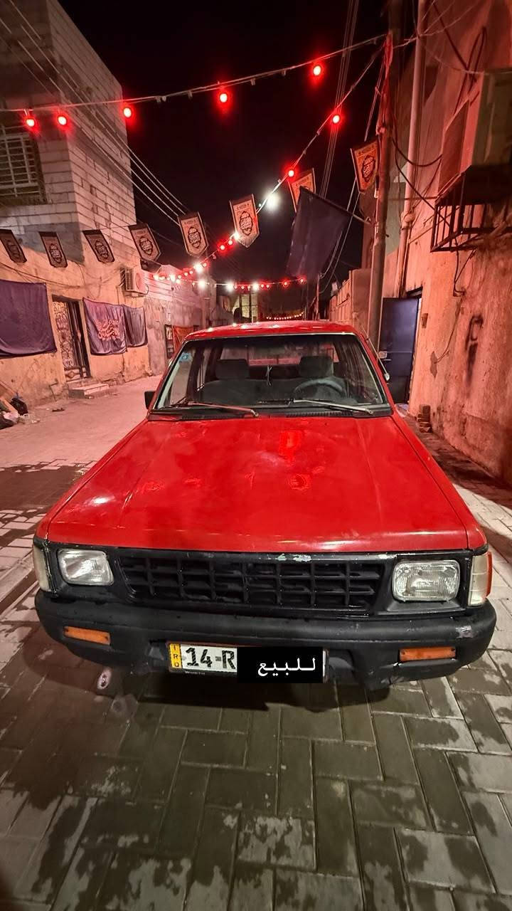 السلام عليكم للبيع فقط 
مكلف بلنشر وللتواصل الاتصال بلرقم  *********** 
بيك اب مستوبيشي موديل 1997 محرك وكير ونجي 4 سلندر اوتوماتيك السياره معمره من الصفر ومصبوغه صبغ عام والسياره بأسمي تحويل ثاني يوم كير ومحرك كفاله وكهربائياته كله شغاله والتبريد شغال تخم تاير جديد والسعر ٥٢ 
العنوان الزبير شارع الجاهزه البصرة, العراق

