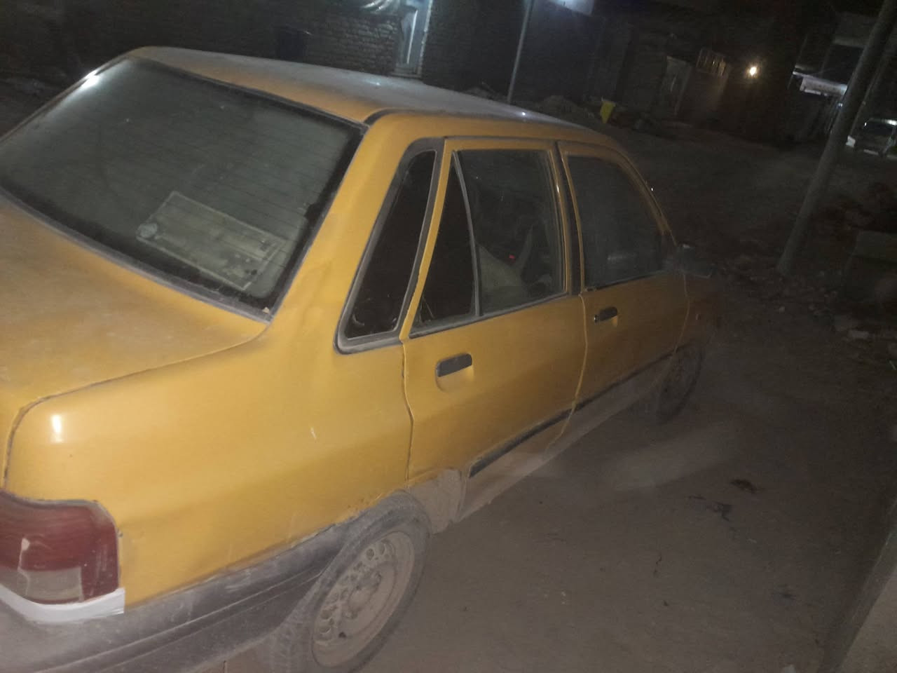 سايبه لبيع موديل ٢٠١٢ رقم صدامي  بغداد سنويه عضم عاج منتهيه با ٢٠٢١ مكينه وكير نضيفات مالكها بغداد ماواصله  ٧ وبيها مجال *********** مكاني الديوانيه
