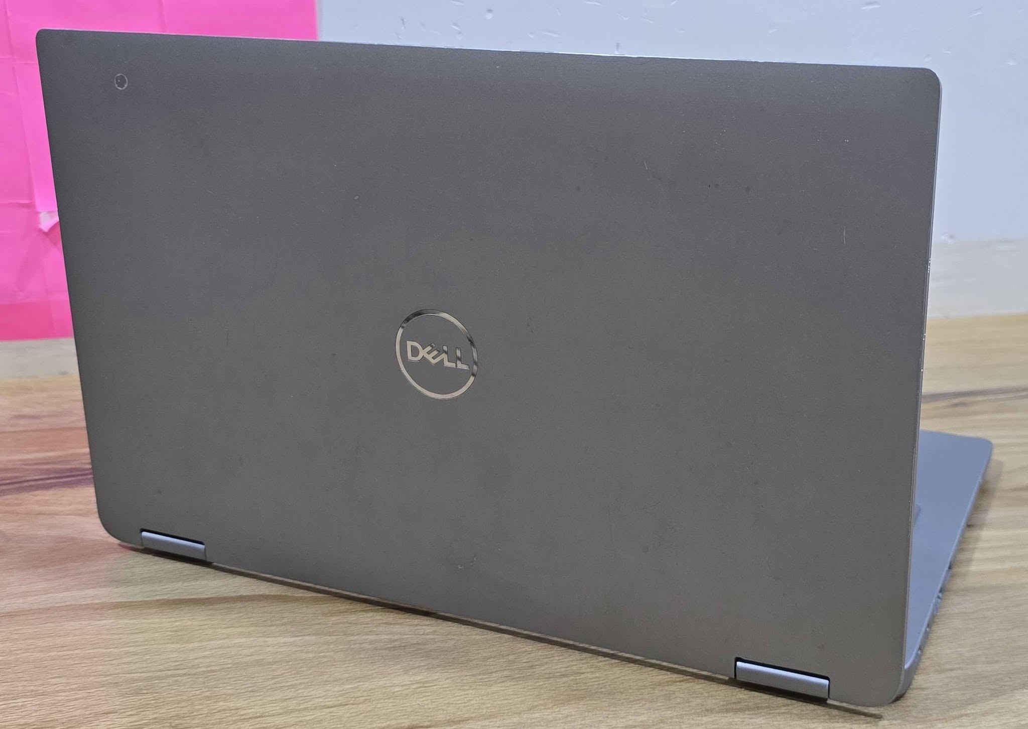 Dell Latitude 9410 • i7 الجيل العاشر • شاشة 14 انش لمسية 360°