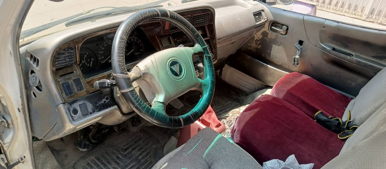 سلام عليكم فتون مديل ٩ سنويه استنساخ بيه سياره جاهزه رقم احمر بغداد كير بي قره دعاميه وشباك جدد راديتر جديده سعر ٢٢ وبيه مجال ابيع كوم حديد *********** بدون تحويل
