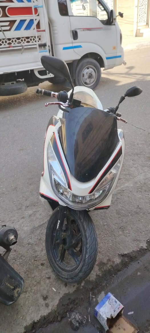 PCX جيل ثاني كلهه شغاله  كامله دراجه سعر خاص  لو تتصل
***********

