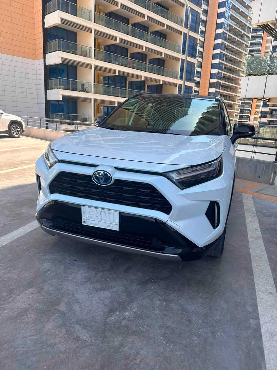 السلام عليكم اخوان
تو كلر Toyoata Rav4 hybird XSE 2023
المواصفات
1-بصمه ابواب
2-بصمه
3-فول تحكم ستيرن
4- تدفئة استيرن 
5-تدفئة كشنات
6-تبريد قطعتين
7- وضعيات قيادة
8-سايد بريك بصمة
9-ويل گب كروم
10-دخول ذكي
11-فتحه
12-باب خلفي كهرباء 
السياره ماشيه 28 الف ميل
السعر:230$ وبيه مجال
حادث السياره موجود بلمنشور وصار بيه صبغ جاملغ خلف السائق 
الموقع السياره : بغداد مجمع بوابة العراق
للاستفسار ***********
