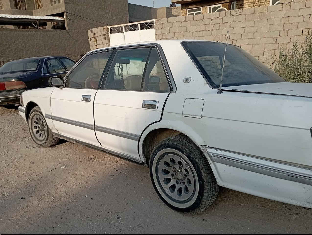 للبيع سوبر 1988 رقم بغداد تحويل مباشر 
كير عادي تبريد شغال باسمنا ااسعر 35 رقم الموبايل ***********
