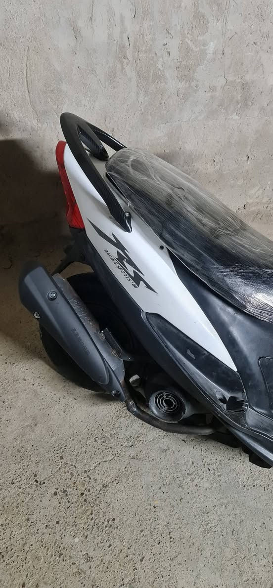 سلام عليكم ماكس عدله سلف هندر مكينه خرسة بوشة 49 بلادية شلعه معدل خير من الله مناقصه شي بريك امامي فقط 
السعر 500 
مكاني شعب 
***********
