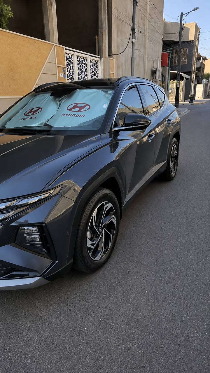 🔥 هيونداي توسان 2026 – فول مواصفات رقم بصره ب اسمي 🔥
🚘 موديل 2026
✨ تصميم حديث ورياضي
🌟 فتحة سقف بانوراما
📺 شاشة معلومات وترفيه كبيرة
📷 كاميرات محيطية 360°
👁️ مراقبة النقطة العمياء
🚨 نظام التحذير وتفادي الاصطدام الأمامي
🚗 مثبت سرعة ذكي
🅿️ حساسات أمامية وخلفية
💺 مقاعد جلد كهربائية
❄️ تبريد المقاعد الأمامية
🔑 دخول ذكي + تشغيل بصمة
🚪 صندوق خلفي كهربائي ذكي
💡 إضاءة LED أمامية وخلفية
🛞 جنوط ألمنيوم رياضية
🪞 مرايا كهربائية قابلة للطي
⚡ سايد بريك كهربائي + Auto Hold
🌡️ تكييف أوتوماتيك
🛡️ أنظمة ABS + ESC + مساعد صعود المرتفعات

📱 Apple CarPlay وAndroid Auto
للاستفسار  *********** البصرة, العراق
