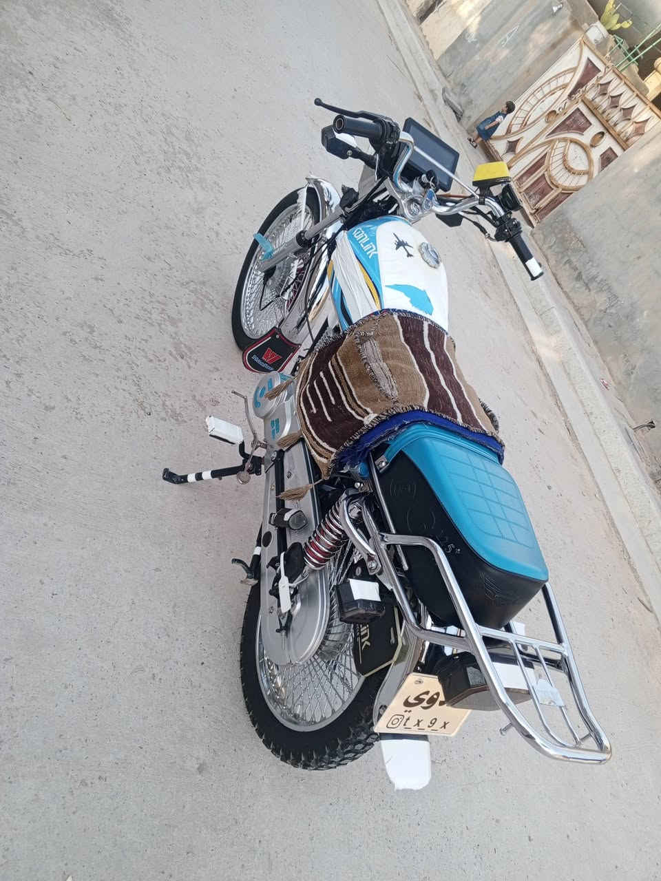 دراجه لبيع تايكر 25دراجه بلاديه مكينه ممفتوحه دراجه جديده كله شغال مابيه اي لون مميز 🩵 مكان ديالى الخالص  ستفسار اتصل ‏‪***********
