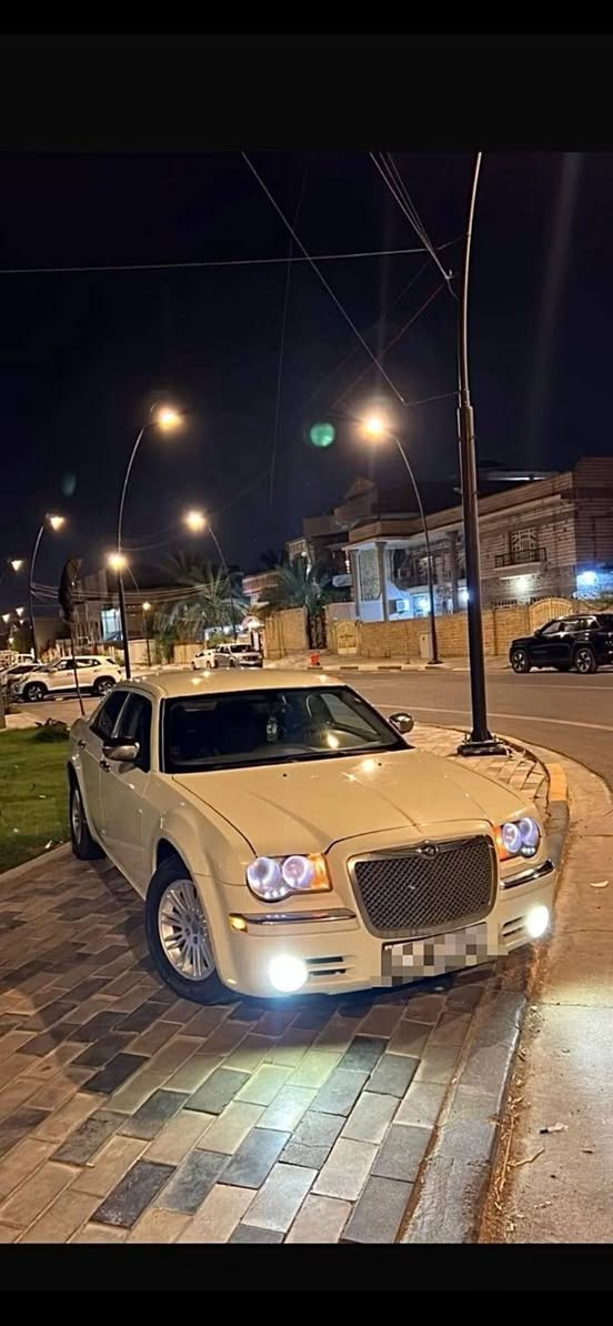 السلام عليكم اخوان من رخصت الادمن اوباما مديل 2008 كفاله عامه ماعدا جاملغ امامي الايمن صبغ فقط بدون ظربه كير محرك تبريد حداديه تخم تاير كشنات كهرباء لايت زنون سياره جاهزه ألف متصرف عليهه رقم سليمانيه بسمي العنوان البصره ***********

