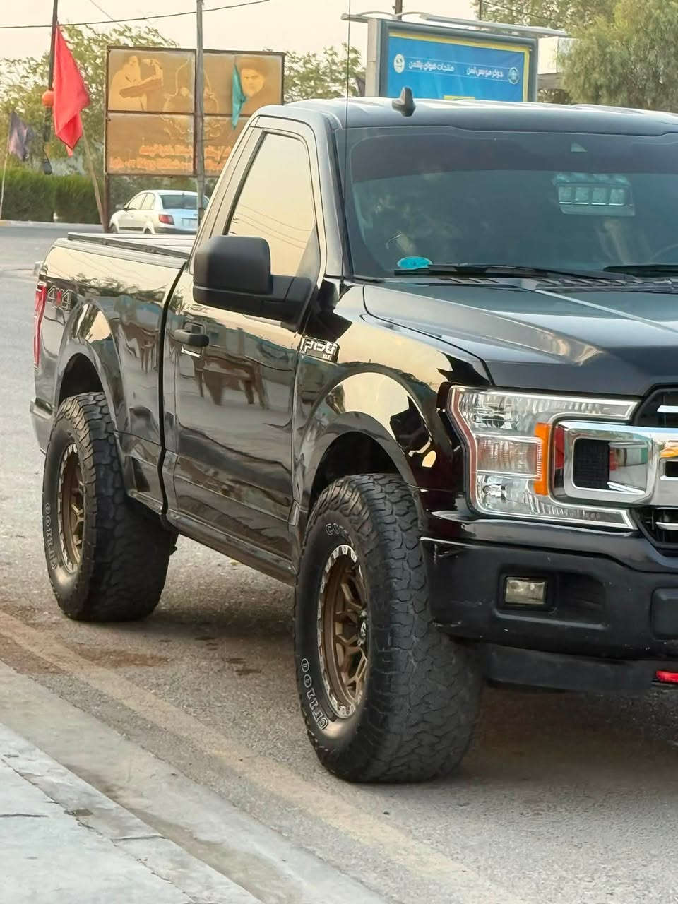 للبيع f150
بتره   بدي قصير  موديل 2019
سياره فول موصفات ١/١ فور ويل 
   تعديل  سياره حلو من كل نواحي
 سياره ماشيه 60الف كيلو  يعني جديده 
 مكينه6v المرغوب بدون تيربو      
 قطعه مرتبه. سعره مناسب 
  حادثه قطعتين جامرلوغ ونص بنيد فقط
  للبيع او مراوس شي نظيف مرتب   
للتصال***********  
***********
