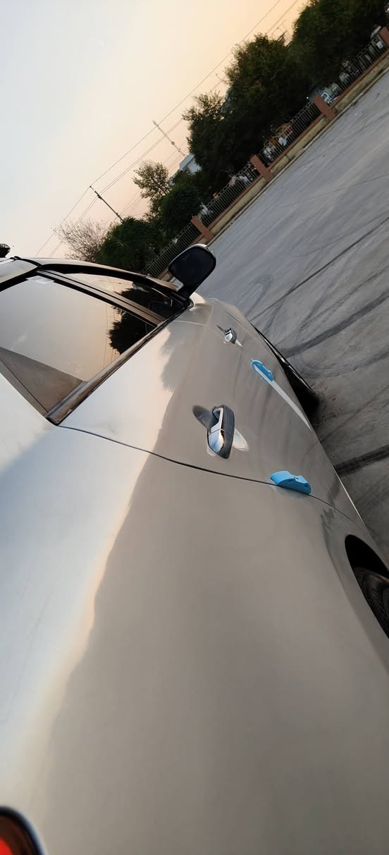 سڵاو 
KIA SERATO
مۆدێل 2011 بڕاوە کۆدی هه یە بەشەرت گێڕو مەکینەی بەشەرتی فیتەر سەقف بەشەرت کەفەر بەشەرت شەنسی بەشەرت بەسمە کاوێنە ئیشارەت جلد هیتەر حاسە ساڵنساگەورە ئاوینە کارەبای گێڕ عادیو تۆماتیک کارە بای بەشەرت ABS بەشەرت دەعموو لێدراو بەشەرت سەقفی وەک شوشە وایە چاڵو شخوتی نییە ناوی وەک شەریکەماوەتۆ کامل مەسرەف کراوە دیناری مەسروفی نییە چوار تایەی  تازە خایساتی،نییە شوین هه ڵەبجەی تازە ***********
سعر 43 مەجالی برایانە دار بنديهكان, السليمانية
