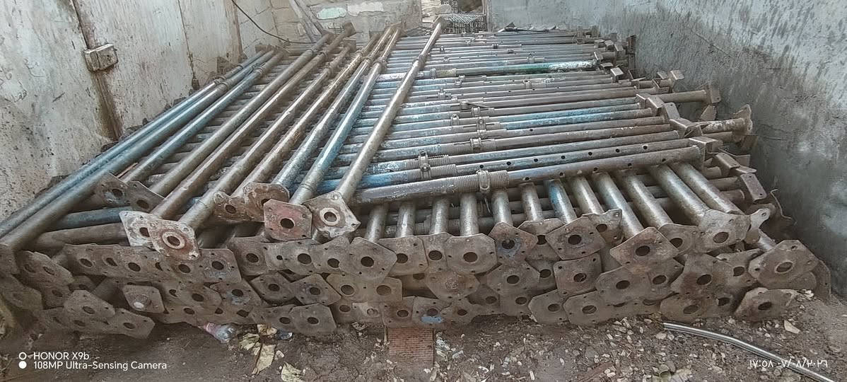 جكات حاضن أزرق ثقيل للبيع
مكان ناصريه ***********
