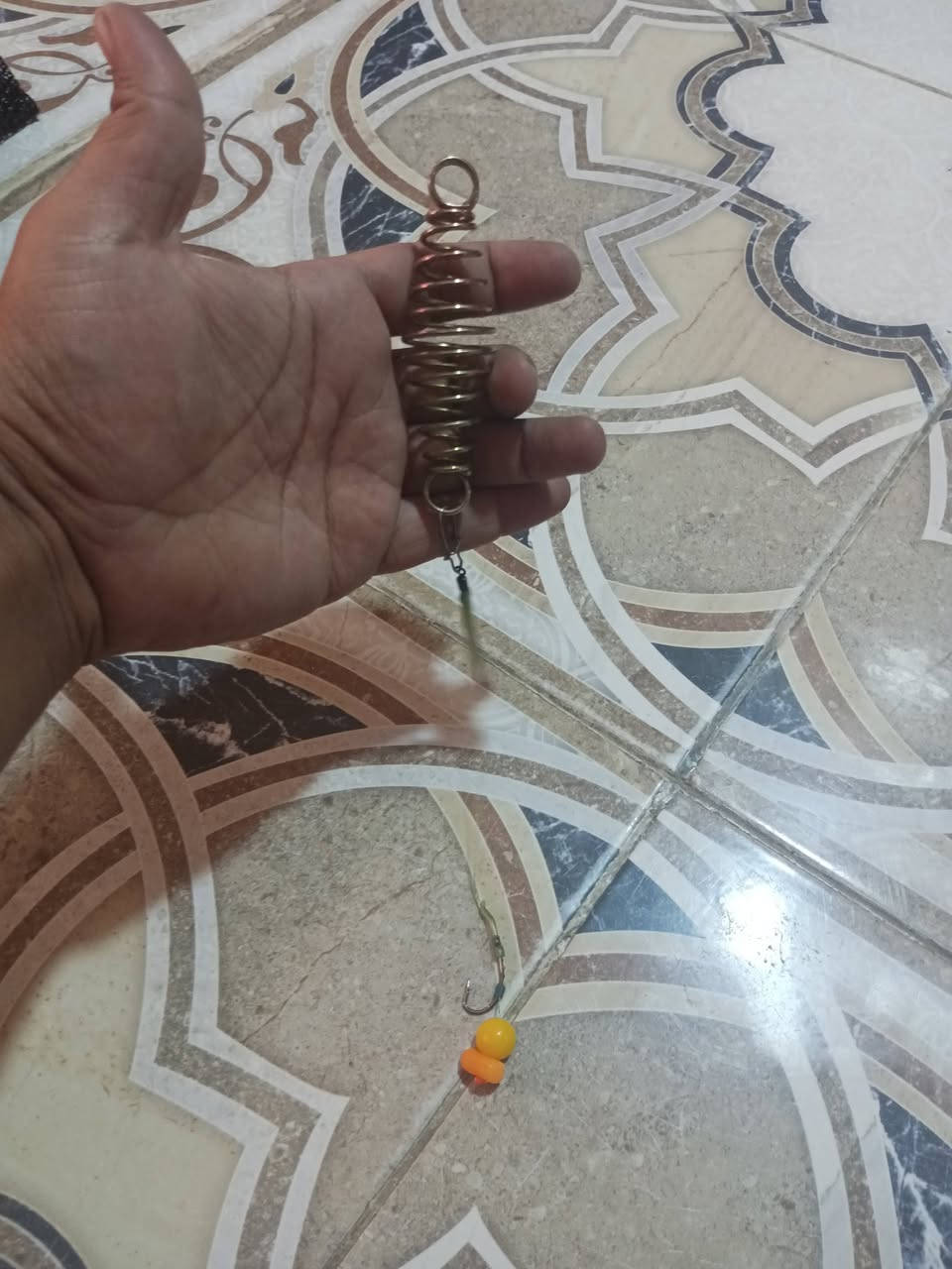ويل حجم چبير وخيط 100م  والستان  ب 5
عياشه مرتبه  سحاب.  ب15
گرگور سيم حجم صغير ب4
فيدرات عمل ع 2000
***********
