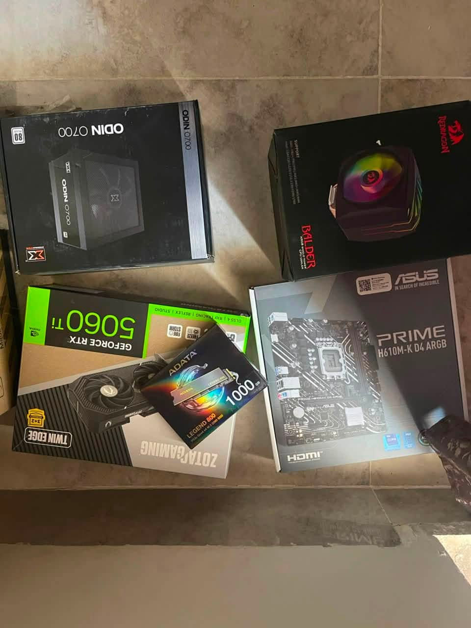 كارت شاشة جديد 5060ti 8G زوتاك كيمنك ملحقات كاملة وشخط مابي مستخدم اقل الشهر مراوس بكارت شاشة اقوى وانطي فرق او حسب الفئة والبراند
وعندي مبرد هوائي جديد ريد دراكون دبل فان عملاق c2199 رايده 50 الف او مراوس بمرد مائي 240
مكاني كوت ***********
