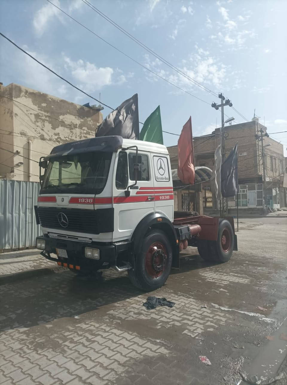 راس البي تك للبيع موديل ٨٧ مكينه ١٠ كير ١٣٠
شاصي مكفول رقم انكليزي بسمي السعر ١٣٥ وبيه مجال
***********
