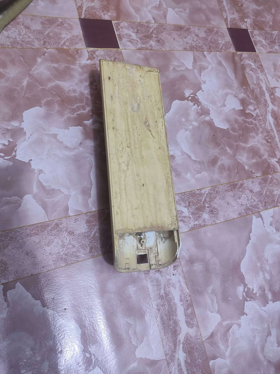 سلام عليكم هذن للبيع غراض 
***********
