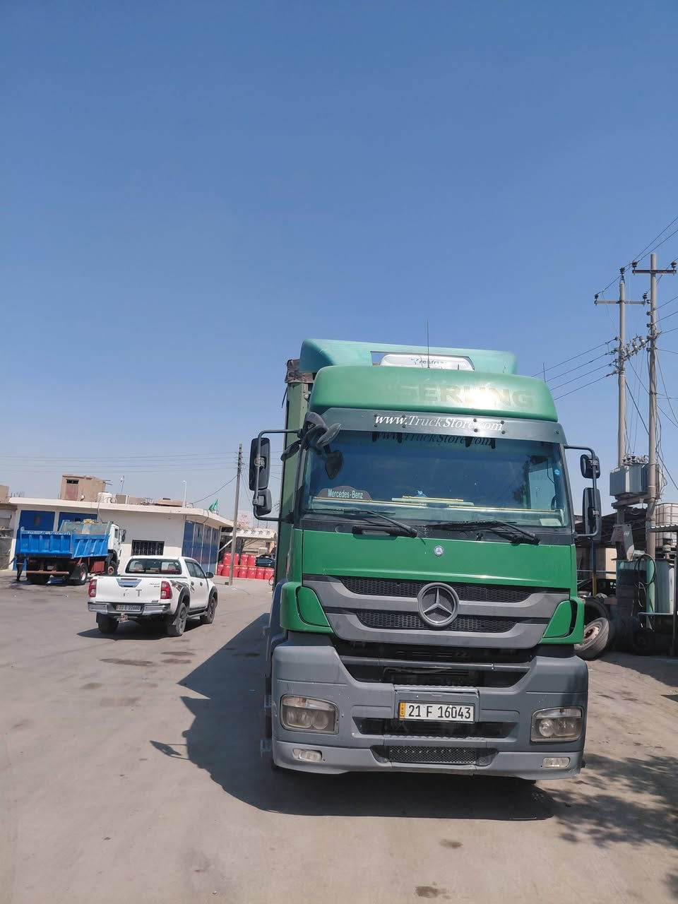 اكسور ٢٠٠٦ مبردة هاف ثلاجة عربانة كرون دسك كبير سنوية ٢٠٢٨ تصقط السعر ٢٦٠$ ***********
