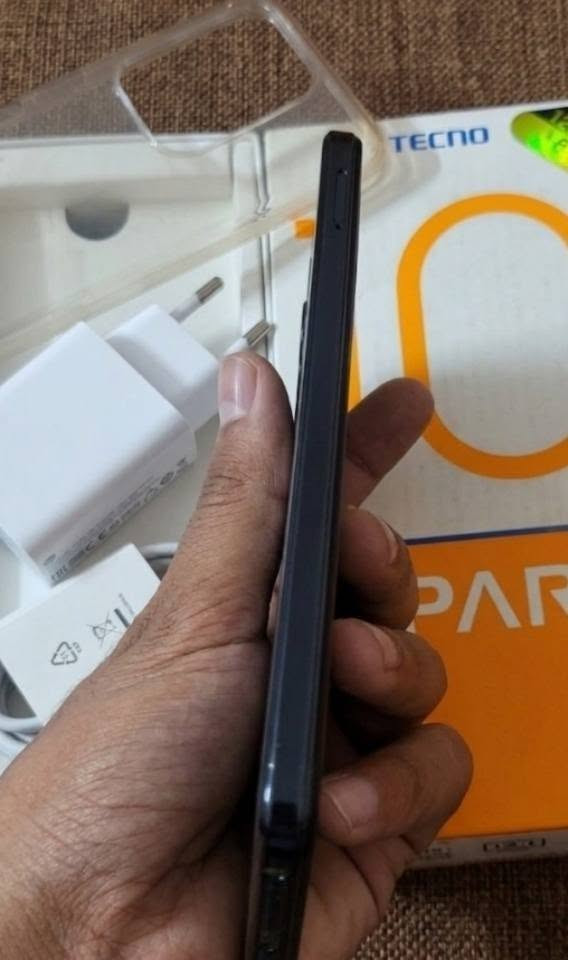 السلام عليكم جهاز تكنو سبارك عشرة سي TECNO SAPRK10C ذاكرة 128 الرام 8 للبيع جهاز اشتريتو بل كارتون شرط الجهاز على ايدي كلشي شغال لا امبدل شاشه ولا امبدل كلشي شاحنة وكفر وكرتون  مال الشركة جهاز نضيف  السعر 95   مكاني موصل جانب الايمن الاستفسار على الرقم *********** +بي واتساب والخاص مفتوح
