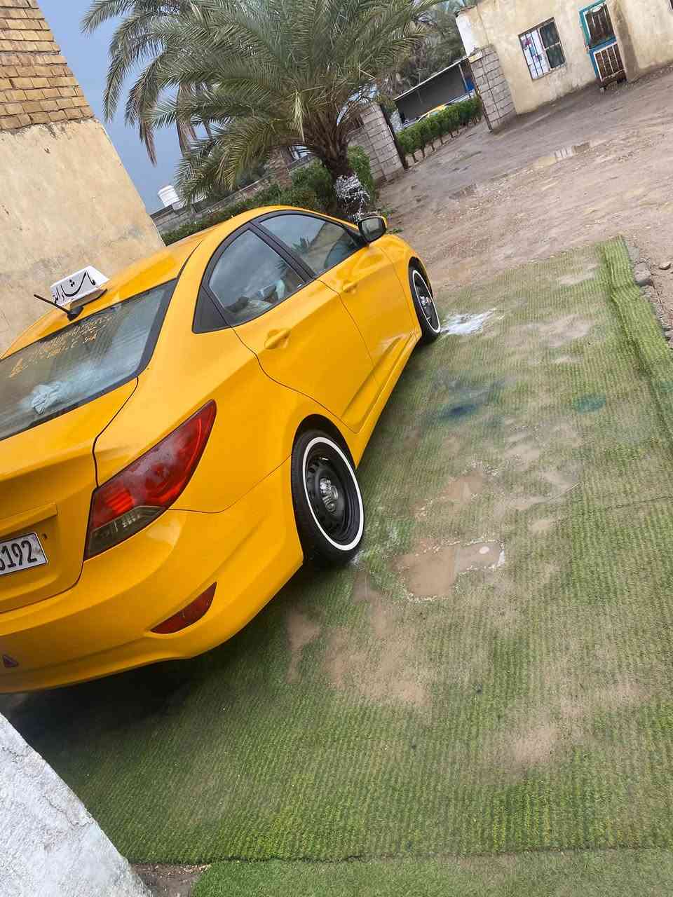 اكسنت • ٢٠١٢ • حادثة