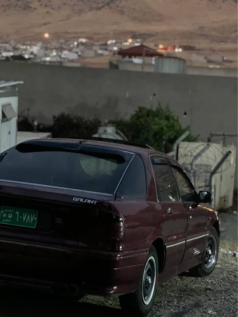 گلاند 
موديل ١٩٩١
ئارم و سه نه وي وه كاله هه ولير 
سلايد 
جام كاره بايي 
گيرو مه كينه و كاره بايي به شه رت 
عام بؤياغ بو جواني 
گيج به نزين و عه ماوه و فرجه و هه تا فرجه ي دواوه ش ئيش ده كا مه زبوته 
مالي دؤسته 
سعر٢٥كه ميك معامه له 
***********
*********** سوران, أربيل
