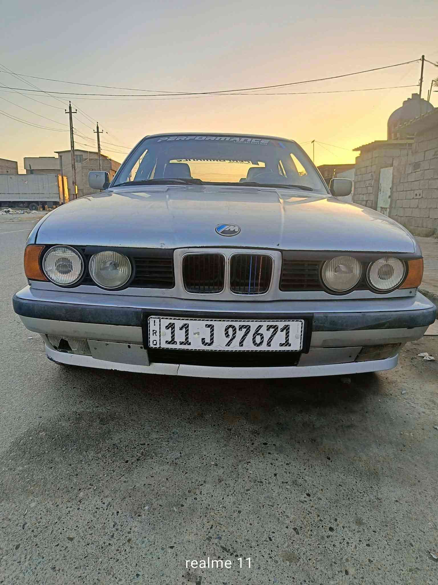 بي ام 525 • ١٩٩٠ • رقم بغداد