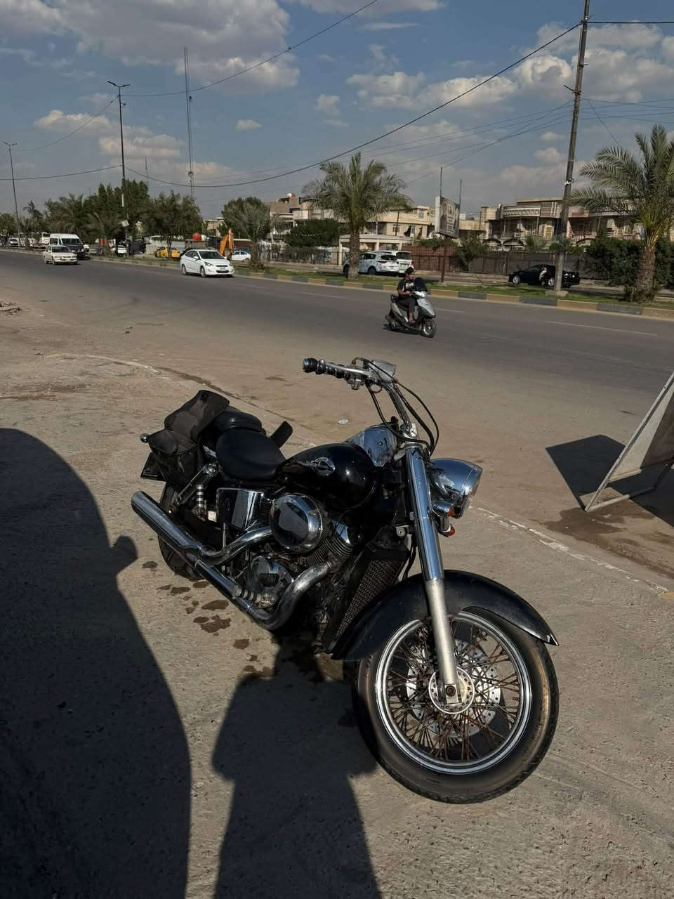هوندا شادو حجم 400cc 
دراجة جديدة بمعنى الكلمة 
بدون رقم 
💹السعر 15ورقة ✳️ وبيهة مجال
مكاني بغداد البلديات 
للاتصال***********
