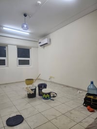 صبغ كرستة • شقة كاملة • ديكورات ورق جدران