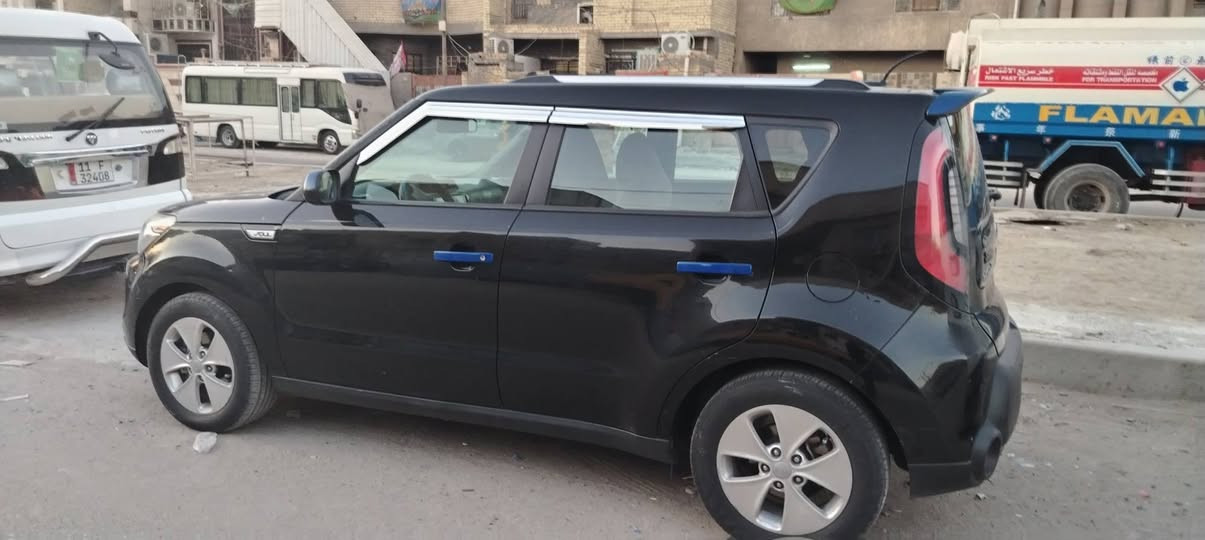 كيا صول للبيع موديل ٢٠١٥ رقم بغداد الجديد باسمي العنوان بغداد السعر محرك جي دي اي ١٦٠٠ مامفتوح تبريد شغال صدر نظيف بيهة بابين صبغ فقط السعر 100 للاستفسار ***********؟
