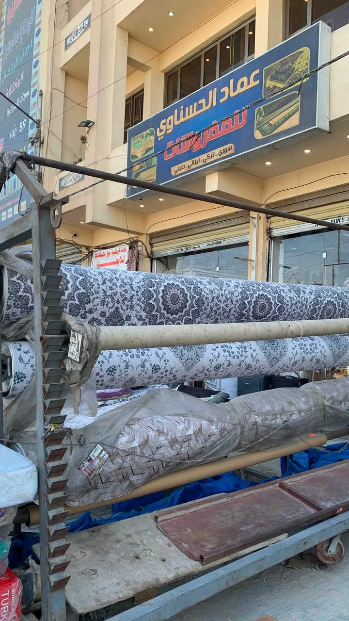 عربانة رولات عرضه 4 امتار
تتحمل 8 رولات
عنوان شارع الداخل
***********
