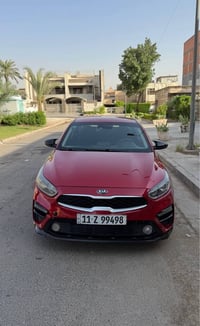 للبيع فقط  فورتي 2019 حادثها جاملغ وشويه من البنيد  وبيها 3مكانات بارد...
