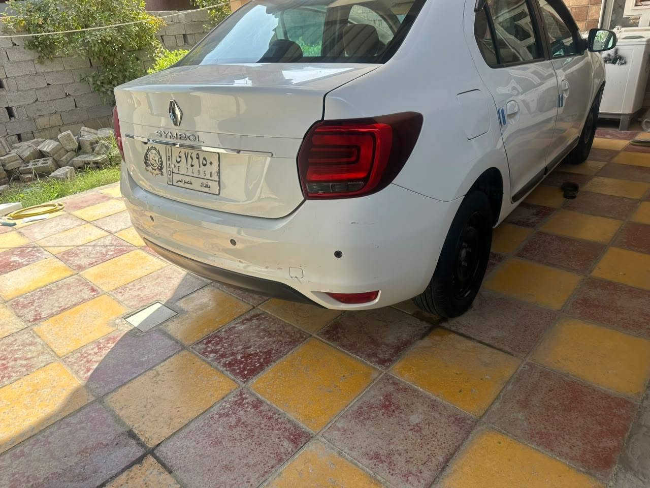 رينو سمبل 2022 استلام الشركه العامه
محرك وكير وحداديه مقفولات
ماشيه ١٠٠
تخم تايرات جديد
تبريد حلو
سياره جام كهرباء اربع ابواب
قيادة ذاتيه
شاشه جبيره
***********
مكاني بابل
سياره مطلوبه باقي عليها ٥ أقساط استقطاع ماستر بغداد, العراق
