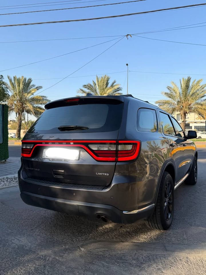 دورنكو 2016 SXT
رقم اربيل شاشة جبيرة كامرة دوارة داخل اسود كشن سائق كهربائي حساس خلفي وباقي المواصفات المعروفة
ماشية 165 ألف كيلو سيارة ترايهة مال 2025 
صدر جديد 
محرك كير كفالة محرك المرغوب ماكو دوانز حتى بالعادي
تبريد ثلج ❄️ 
تخم تاير جديد
ضرر بسيط جاملغ وباب عكس السائق موجود بلمنشور
جاملغ مبدل ومصبوغ
باب تبديل نفس اللون 

سعر 184 ورقة وبيهة مجال

سونار موجود يم المندلاوي مسوي
رقمي / 
***********  وتساب متوفر
مكان السيارة زيونة 

ملاحظة/ تشوف السعر هواية اعبر المنشور وان شاء الله تلكي الاحسن وارخص السيارة جديدة ومتعوب عليهة ومابيهة دينار مصرف مع تحياتي للجميع
