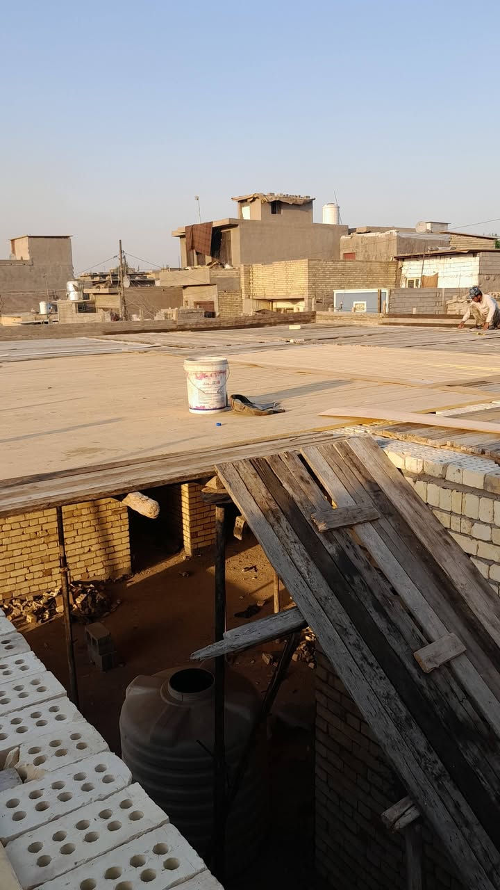 السلام عليكم ورحمة الله وبركاته من رخصة مدير الكروب ابني الدور السكنية بسعار مناسبه سعرالمتر هيكل كرسته وعمل ١٧٥الف شغل درجه اولى تفليش الدوره القديمة ورفع الإنقاذ من ضمن السعر اي ستفسار راسلو الصفحه او انتصلو على الرقم ***********
