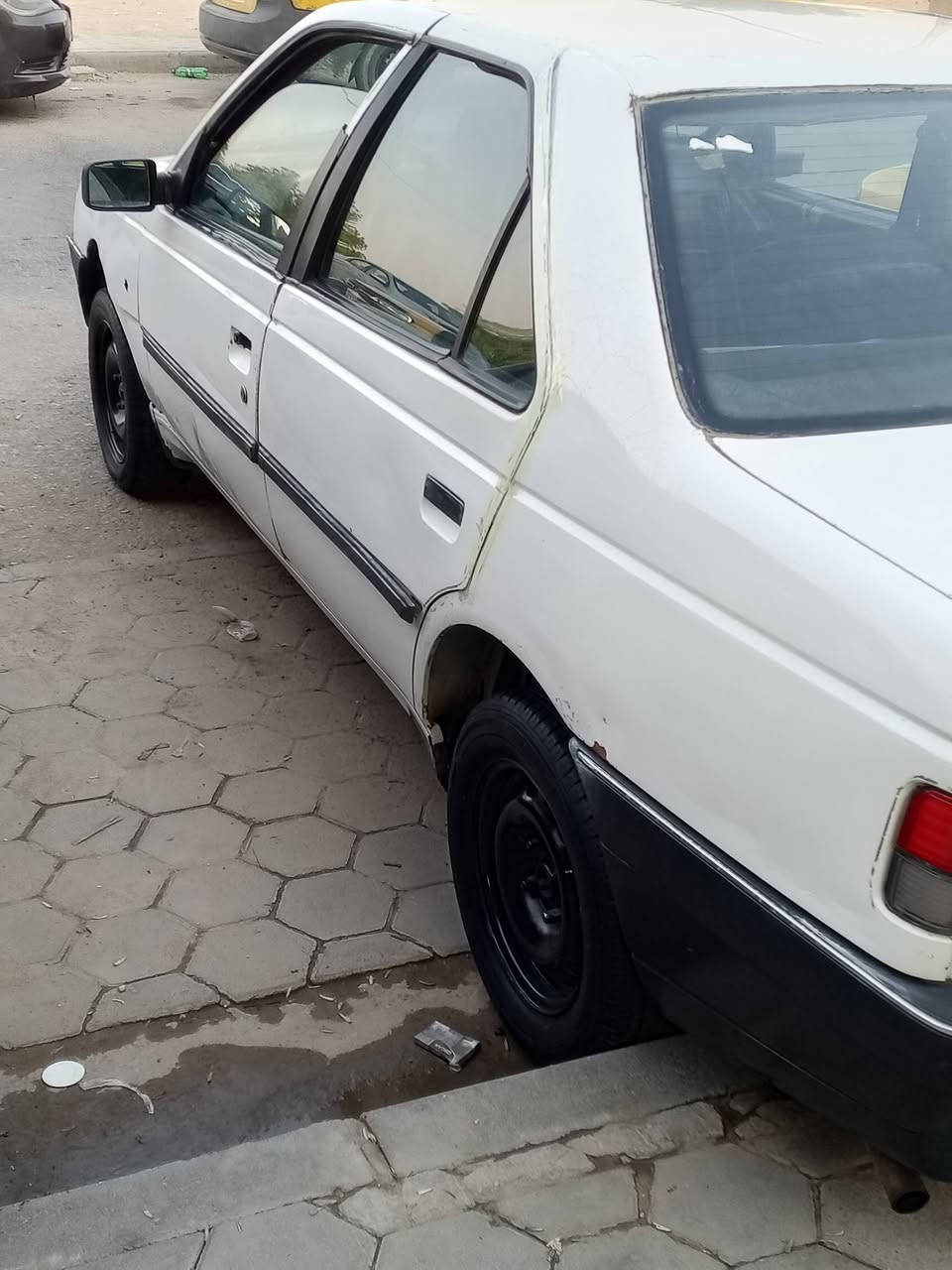 سلام عليكم بيجو روى للبيع مكينه بيه خيط بخار السياره صافيه الكير جديد كهربائية كله شغاله تخم تاير جديد ماناقصه اي شي مكاني نجف رقمه نجف مداور ثاني يوم السعر 13وبيه مجال قليل *********** بيه واتساب
