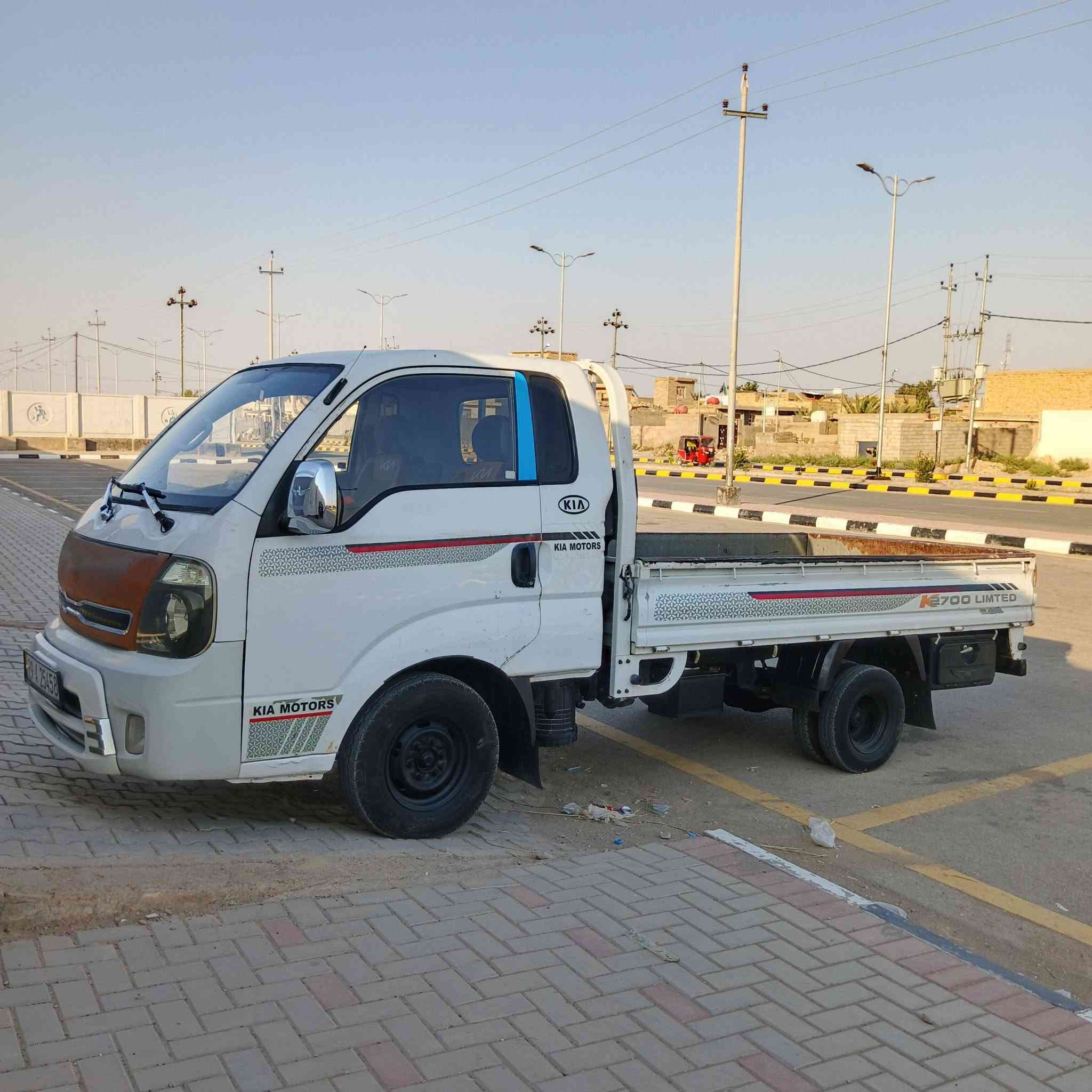 السلام عليكم كيا بنكو موديل 15 كير مكينه شاصي مكفول سياره بيها بخات صبغ مكان السياره كوت شيخ سعد رقمها واسط باسمي تحويل ثاني يوم السعر 103 وبيها مجال اني مكلف بالنشر هذا رقم صاحبها *********** ما متواجد على الفيس

