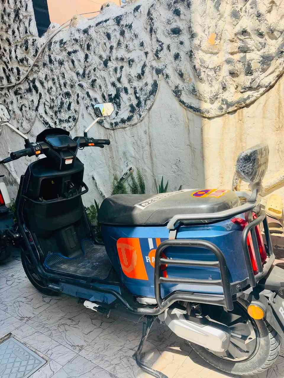 شركة عالميه تايلج (ريان)البيع وحش كون مدرع شراط فحص 
مكاني موصل. الدراجه ٦ بطريات شراط عل فحص
 ملف ٢٠٠٠
دراجه ميعوزه شي 
تواصل وتساب ***********

***********
 سعر دراجه مليون ٢٠٠ بي مجال قليل
