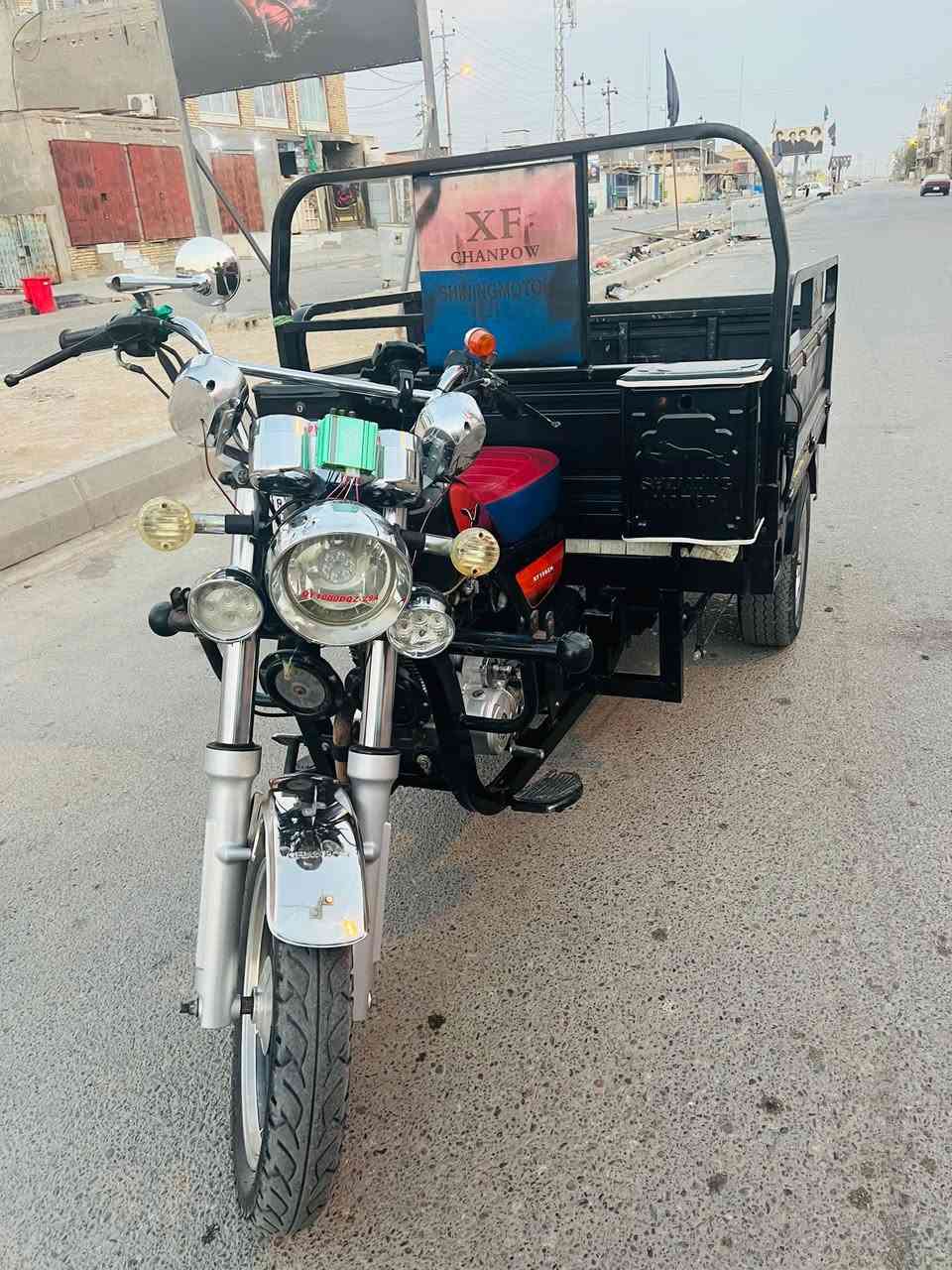 سلام عليكم شباب ستوته للبيع
موديل 23 طالعه بل 25 جمره كربلاء الستوته نضيفه خير من الله مثل ما جاي تشوف بس البدي بي زلوغ ابيعلك كفاله من الحيم و المحرك وكهربائيات  كله شغال ونضيف ع حبايه ونص 
رقم وسنويه راعيه يريد تحويل محرك 200 
وتجي وتشوف بعينك 
العنوان البصره قضاء القرنه 
هاتف ***********
***********
