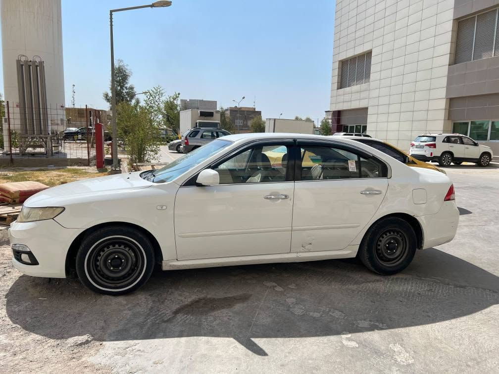 كيا اوبتيما 2009 خليجي  مكيه 2000 اربع حساسات ماشية 120 سياره نظيفة مكانها ناصرية السعر 110 وبيها مجال قليل
*********** ناصرية, ذي قار
