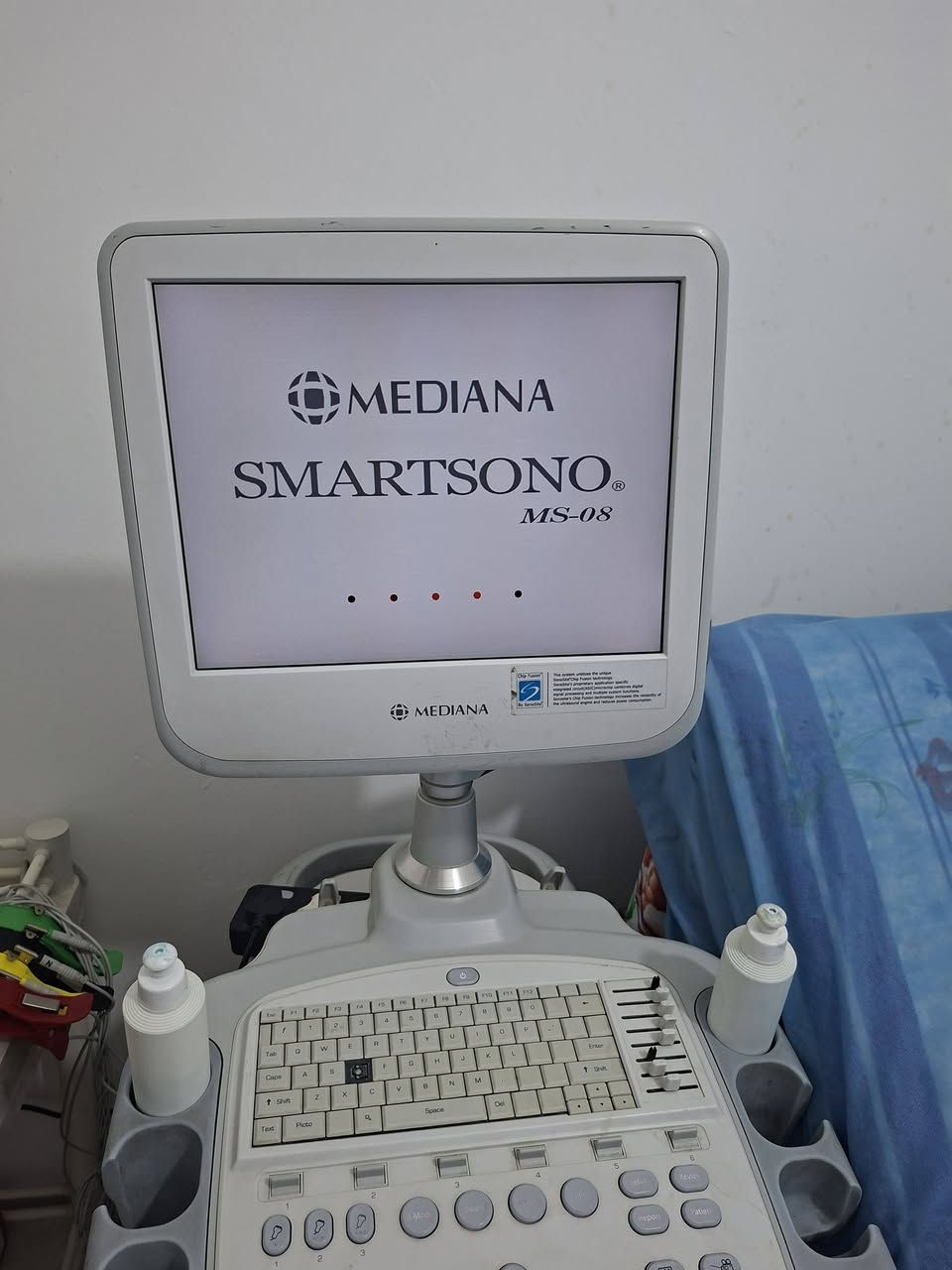جهاز MEDIANA هوسبتل تايب للبيع مع بروب ايكو و ممكن اضافة بروبات أخرى 
السعر 850$ 
***********
