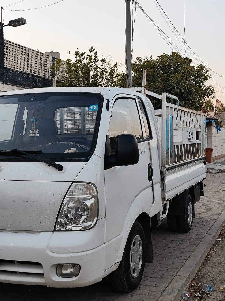 سلام عليكم
كيا حمل موديل 2010 گير ومحرك وحدادية خير من الله سيارة مال شغل وبيها حصة گاز ومشروع وطني للاستسفار ع رقم .مكان كركوك

***********
