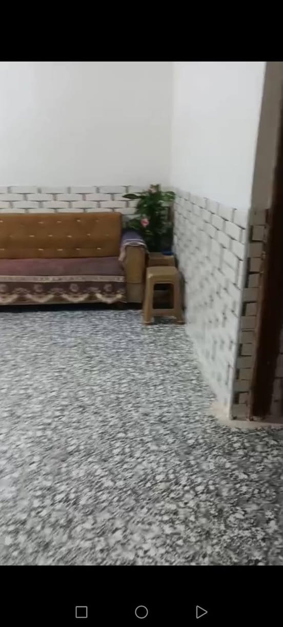للبيع
بيت 140م طابقين بابل..ناحية الامام.. حي الامير.  . بسعر مناسب .  . كدامه منتزه بناء طابوق جديد..
تريد تكعد بالبيت...
تريد تشتري وتاجره.. اجاره 250 بالشهر
 كمل بداية محرم هذا.   .  يعني مصار شهر تحويل مباشر ***********
سعر67,بي مجال
