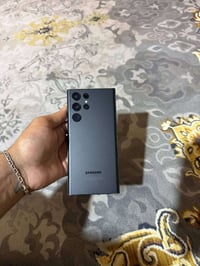 سامسونج S22 • نضافه 90% • مع كفر