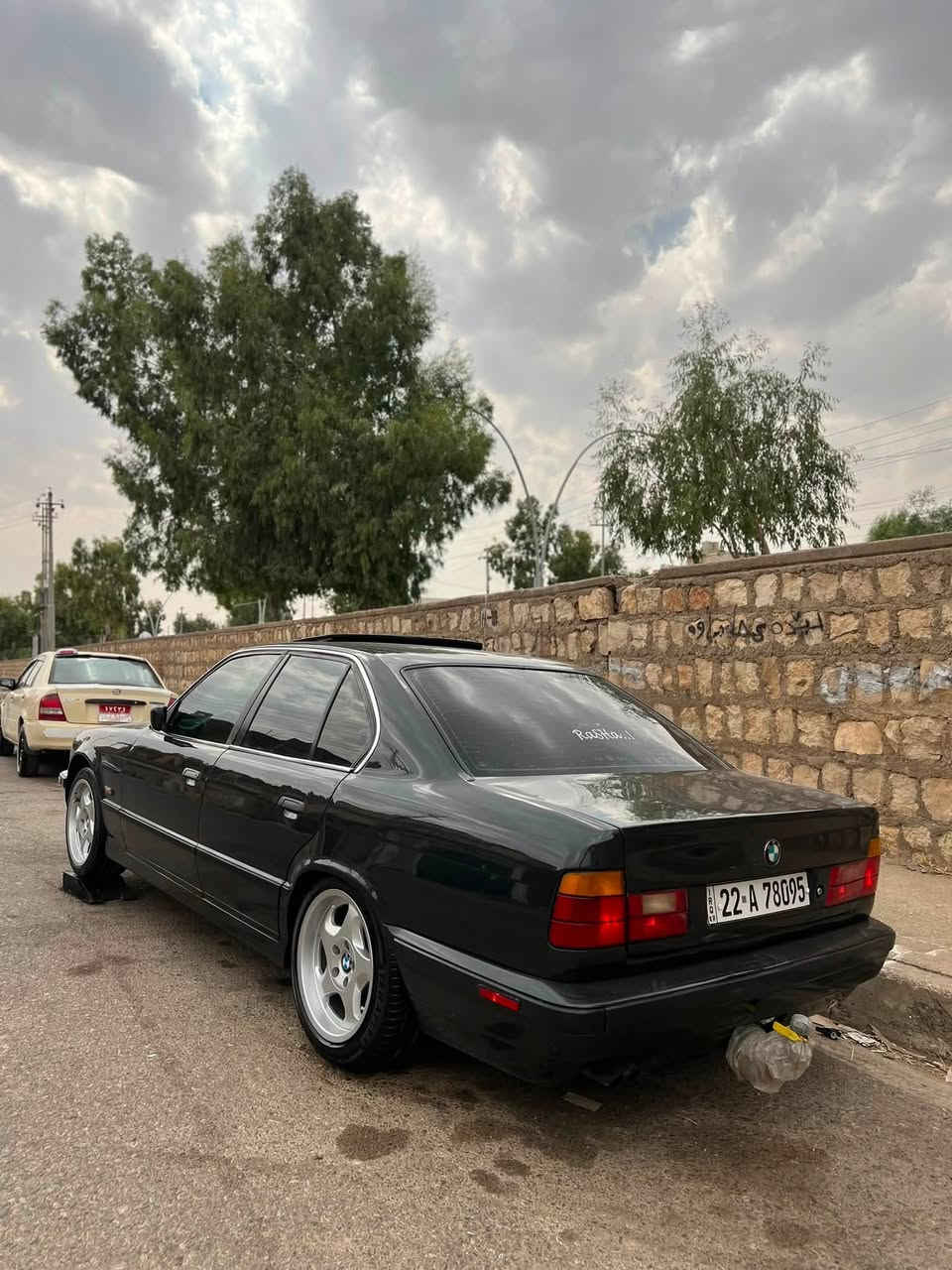 ماشاءالله تبارك الله 
خوداي گه وره بي به خشيت به هه موو لايه ك انشاالله شتي شاز و راقي 
BMW.1991.525i.گيرعادي 🔥
فولي گيرعادي به رمه جه شوته سپورت پوپ كورن RPM 7500  تاقم واير و اقل413 سالونسا سپورت سلايت ABS.تبريد سارد و گه رم پيش پان لايت بيلادي شه ريكه.ناو مشمشي و ره ش ليدي وايفاي شاشه ده بل ئيرباگ چوار جام كاره بايي هوك بيلادي ويلM5  چوارتايه لوك حجم17. به شه رتي قوه تي تايبه ت كامل كامل كراوه ته 1995 بيلادي 1991 سياره كه هه موو گياني به شه رت كاره بايي توندو تولي مه كينه لوك اوروپي 11$ تيچووه.بوخاريش به شه رت كامل فرن كراوه بو جواني بي ليدان براوه به شه رت.رقم اربيل ساليكه سه نه وي به سه رچووه رقميش نوييه  تحويل و غرامه به شه رت له ماله كه م بيمنه تم  به شه رتي هه زار فيته ر. بو زانياري زياتر تيل بكه شوين كويه.
*********** واتصئاپ  و تيل
***********
