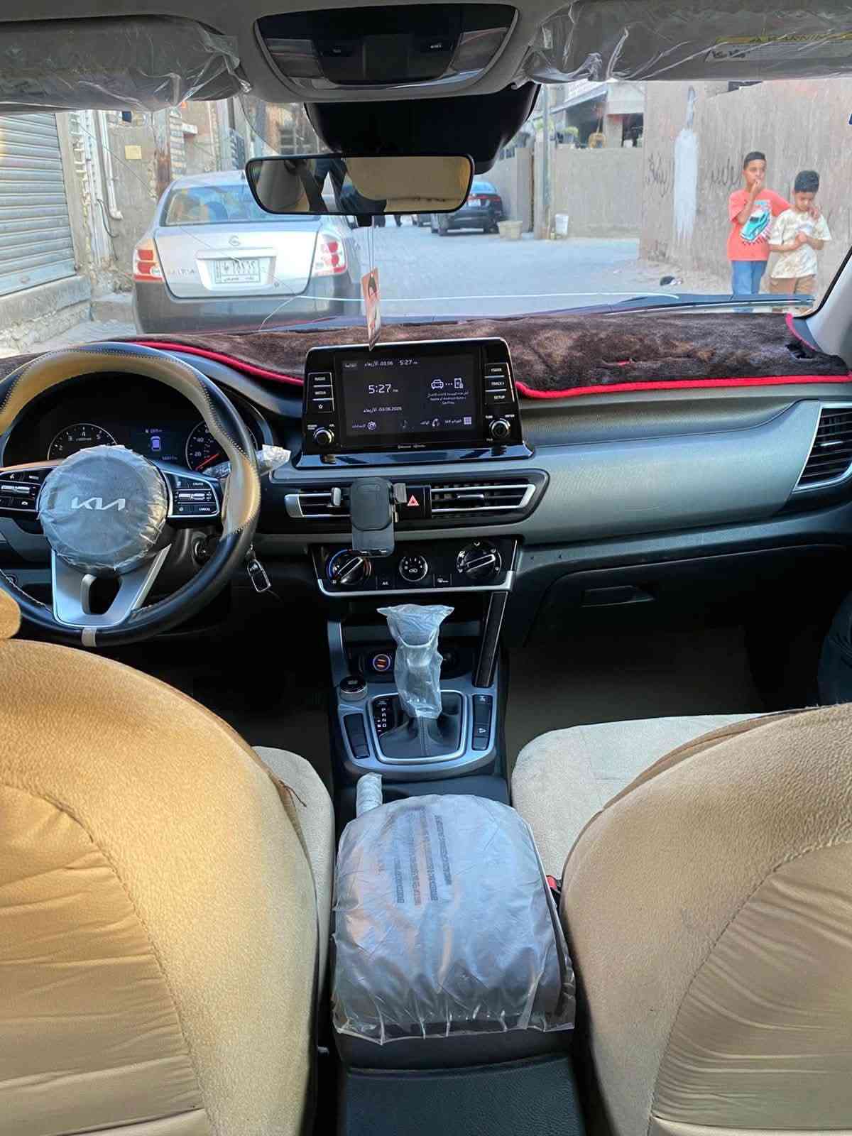 سرتوز 2023
مكينه 2000دوش
حادثه موضح بصوره 
سياره جاهزه باسمي شرط التحويل 
ماشيه 71
السعر 135 وبيها مجال 
***********
