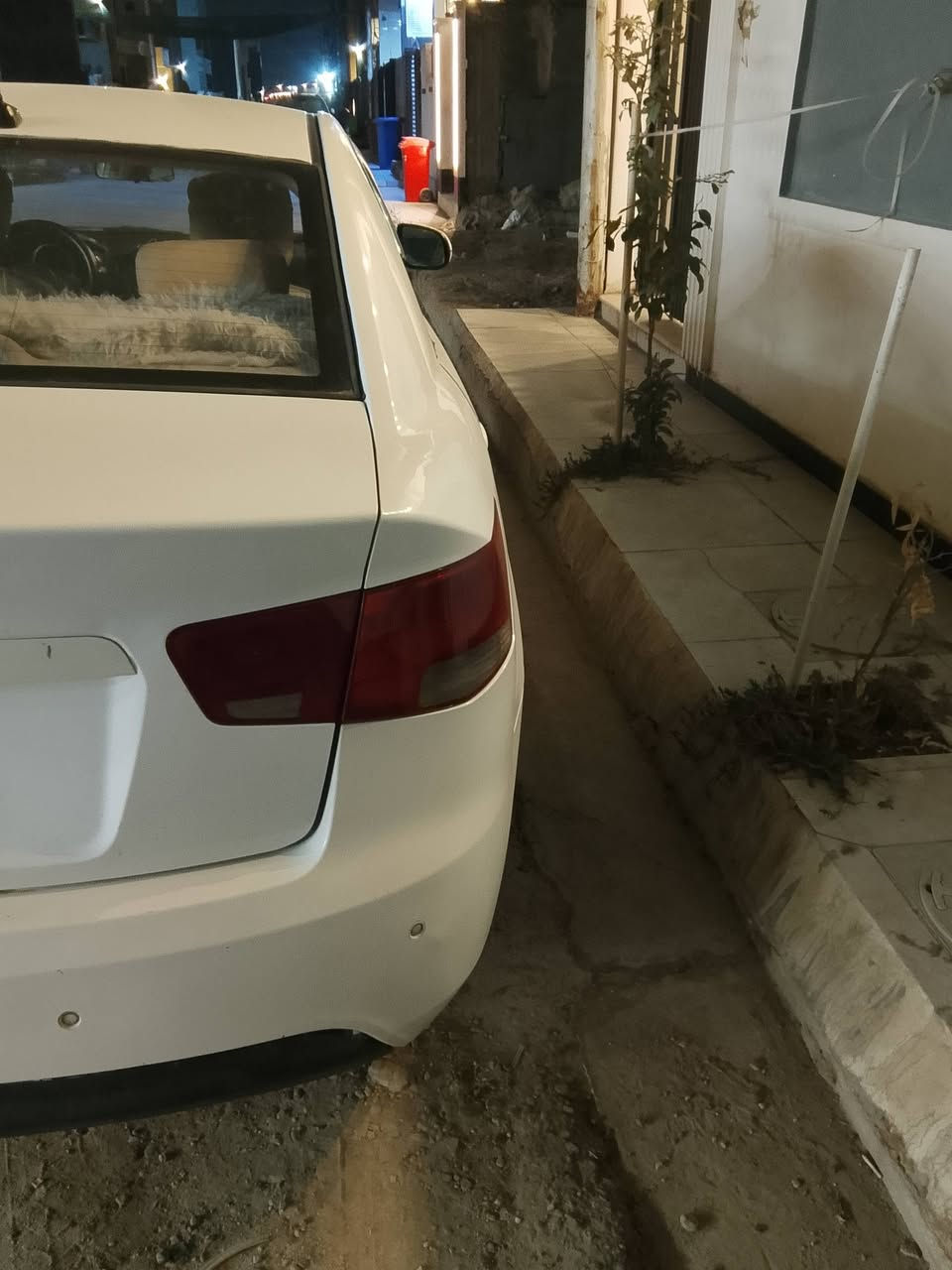 كيا سيراتوا للبيع موديل 2012 خليجي رقم اربيل الجديد سنويه لل2031 بيه 3 قطع صبغ السياره جداً نظيفه محرك شديته جديد تبريد ثلج كشنات تغليف جلد مكاني بغداد سعرهه 85 ومجال للاستفسار خاص أو الاتصال ***********
