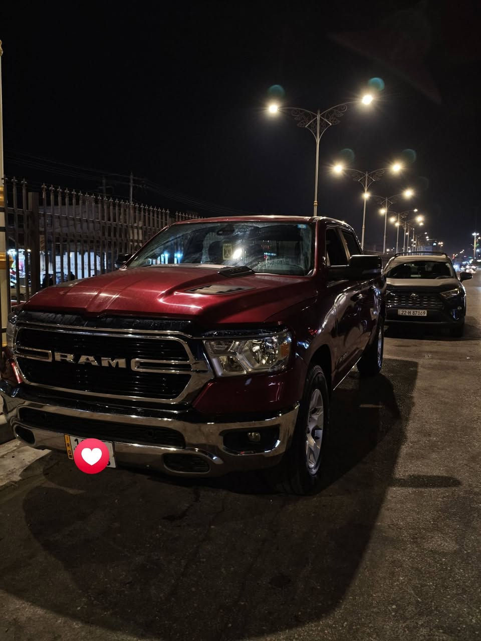 دوج رام بگ هورن(1500) موديل 2023
6سلندر دفع 4×4 لون ماروني
حادثها بنيد وشباج ودعامية رقمها  بغداد شبه مميز
باب طويل بدي قصير (المرغوب)
المواصفات :
اشاير بالمري ✅
تشغيل عن بعد ✅
نظام تحذير ⚠️ ✅
مري كهربائيه ( شفط ) ✅
منافذ USP / تايب سي ✅
قطعتين تبريد ✅
اماكن تخزين كثيرة ✅
مقعد السائق كهربائي ✅
تحديد سرعه ✅
وباقي المواصفات المعروفه بالرام  🔥
المحرك : 6 سلندر
السيارة كاملة وجاهزة من كلشي ✅
السعر  200 ورقة 💸 قابل للتفاوض
الرقم  ***********
