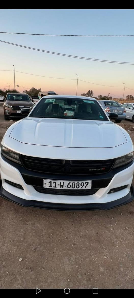 السلام عليكم.. للبيع جارجر موديل 2018 خليجي رقم بغداد بأسمي سياره جديده ماشيه 160 بالكيلو  محرك كير اكسل حداديه تخم تاير كله جديد كلهه على الشركه تحويل مباشر العنوان الديوانيه السعر 225 وبيهه مجال ***********... *********** السونار موجود وي الصور
