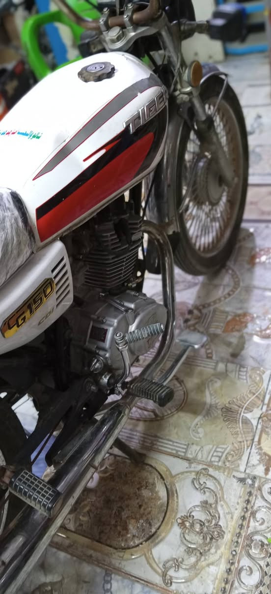 درجة تايكر اوراق كامله للبيع جاهزه السعر 400 بيه مجال رقم ***********
