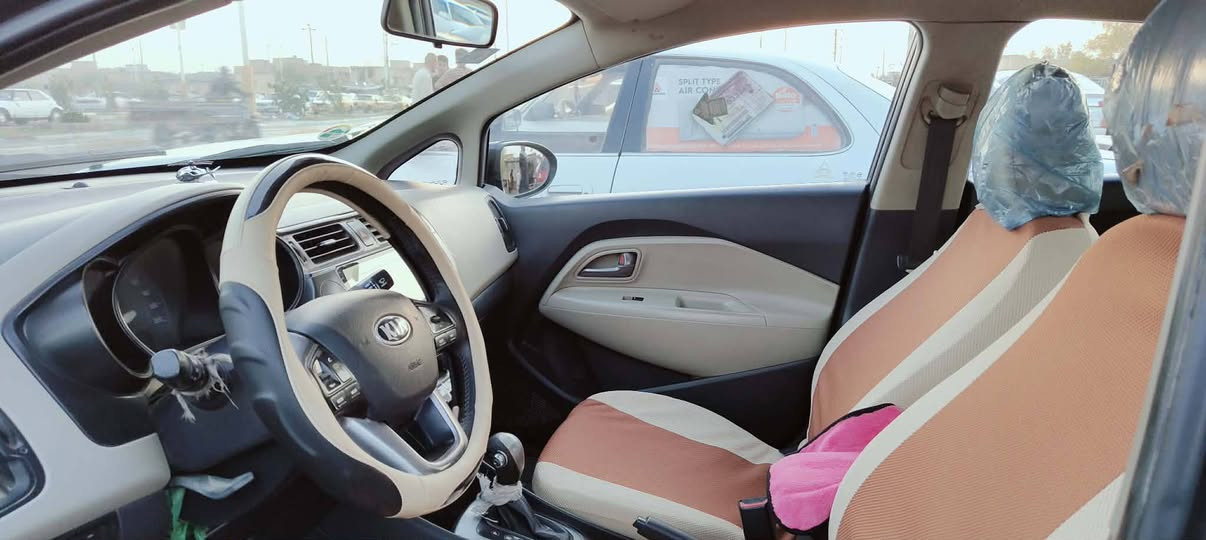 ‏كياا ريو وارد خليجي 2014 رقم ذي قار مكفوله كفاله عامه ضربه وصبغ وتبديل مكينه 1600مكينه كير حداديه جديده تخم تاير جديد حساسات خلفيه شاشه تاب تحكم استيرن تحكم بل الاناره مخرج تايب سي مرايات شفط شاير بل مري مكان سياره ذي قار قضاء الشطره بيع او مراوس ***********
