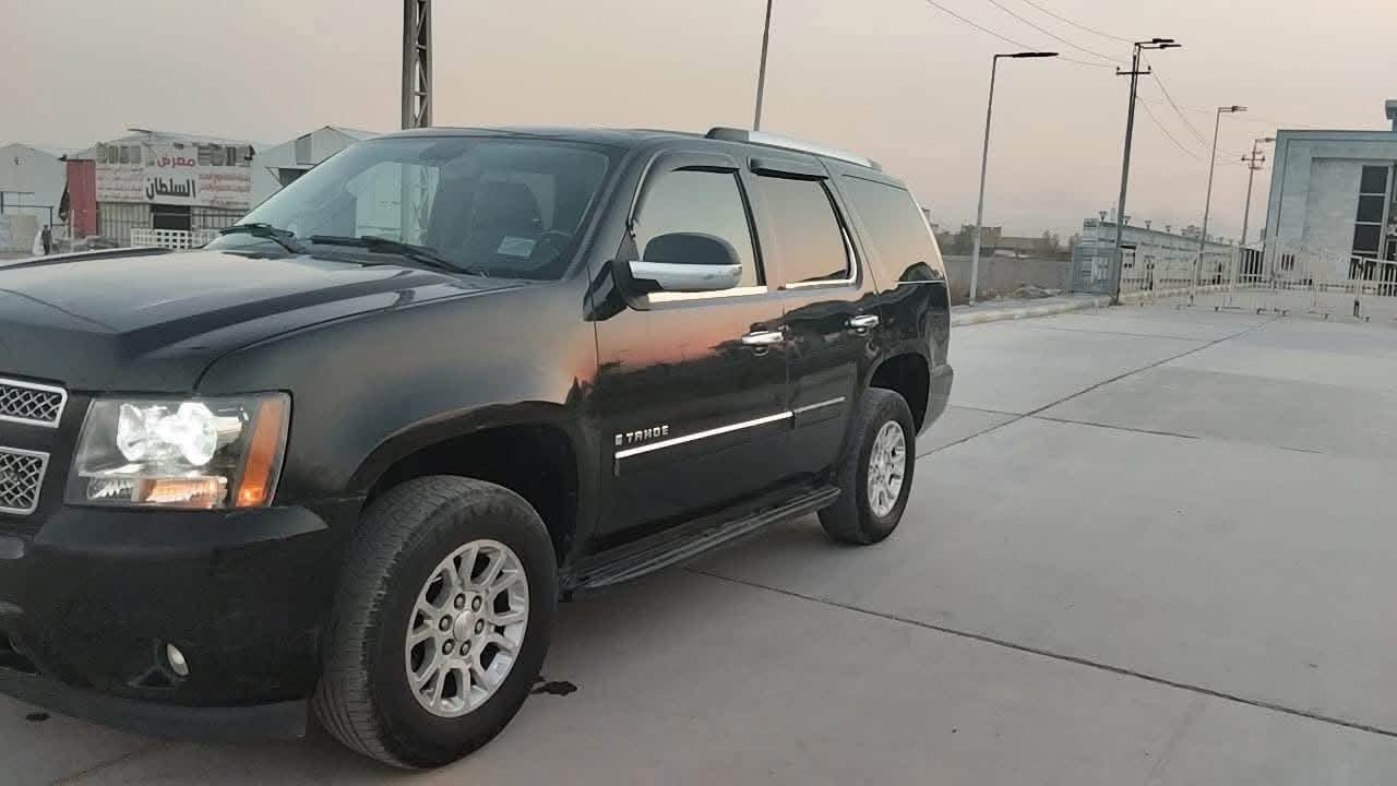 شيفروليه تاهو (Chevrolet Tahoe LTZ) موديل 2008 للبيع
:
الموديل: 2008
الفئة: LTZ (أعلى فئة - أعلى مواصفات)
اللون اسود
3 قطع صبغ سيارة جاهزة تخم تاير تبريد ثلج كير ومكينة حالة الوكالة رقم كركوك ماشي بلمعاملة كاملة 
 تخم منفصل سيارة كلش حلوة 
السعر 130 وبيهه مجال 
 مكاني بغداد 
للستفسار ***********
