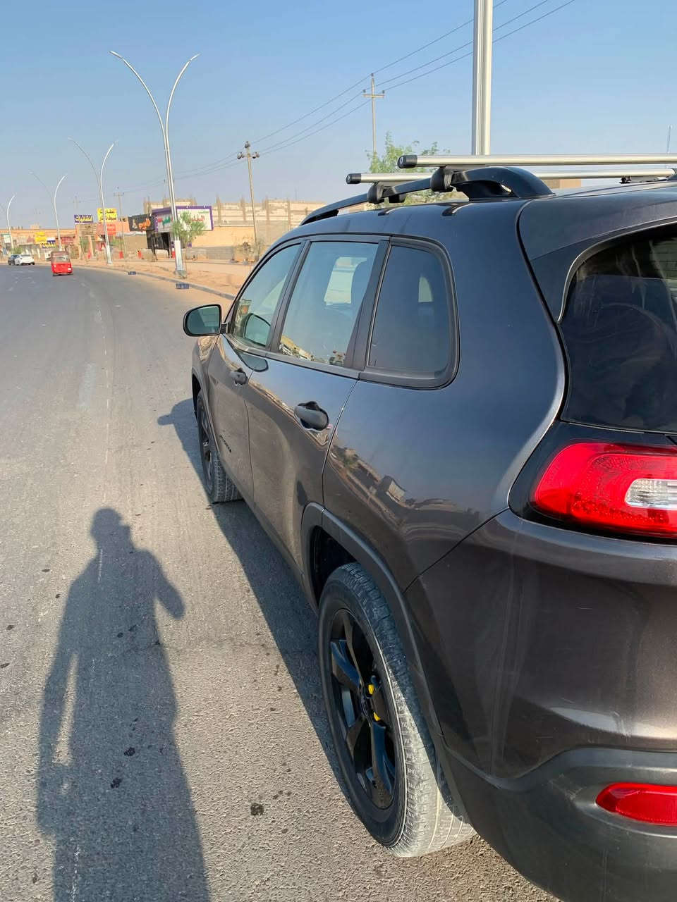 جيب بزون مديل 16
جيب بزون للبيع او مراوس حسب القناعة 
رقم بصرةالجديد بأسمي 
مكينة 4 سلندر 4 انظمة قيادة
سيارة مكفولة كير و مكينة و حدادة جاهزة من كلشي
حادثها موضح بالصور 
مكان السيارة البصرة 
للاستفسار هـ / ***********
